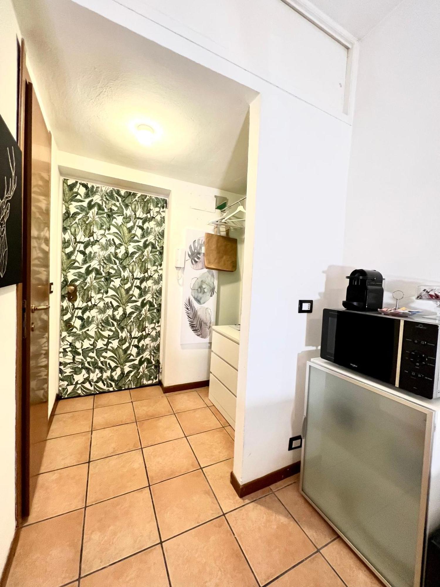 ミラノComecasa Grazioso Monolocale In Porta Romanaアパートメント エクステリア 写真